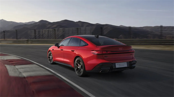 全新上汽奥迪A5L Sportback正式上市，限时臻享价25.99万元起